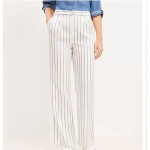 Loft Rayann Stripe Pleated Blue White Stripe Size 4 NWT in packaging